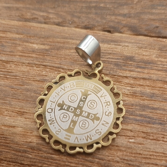 Jewelry - Saint Benedict Religious Pendant P243